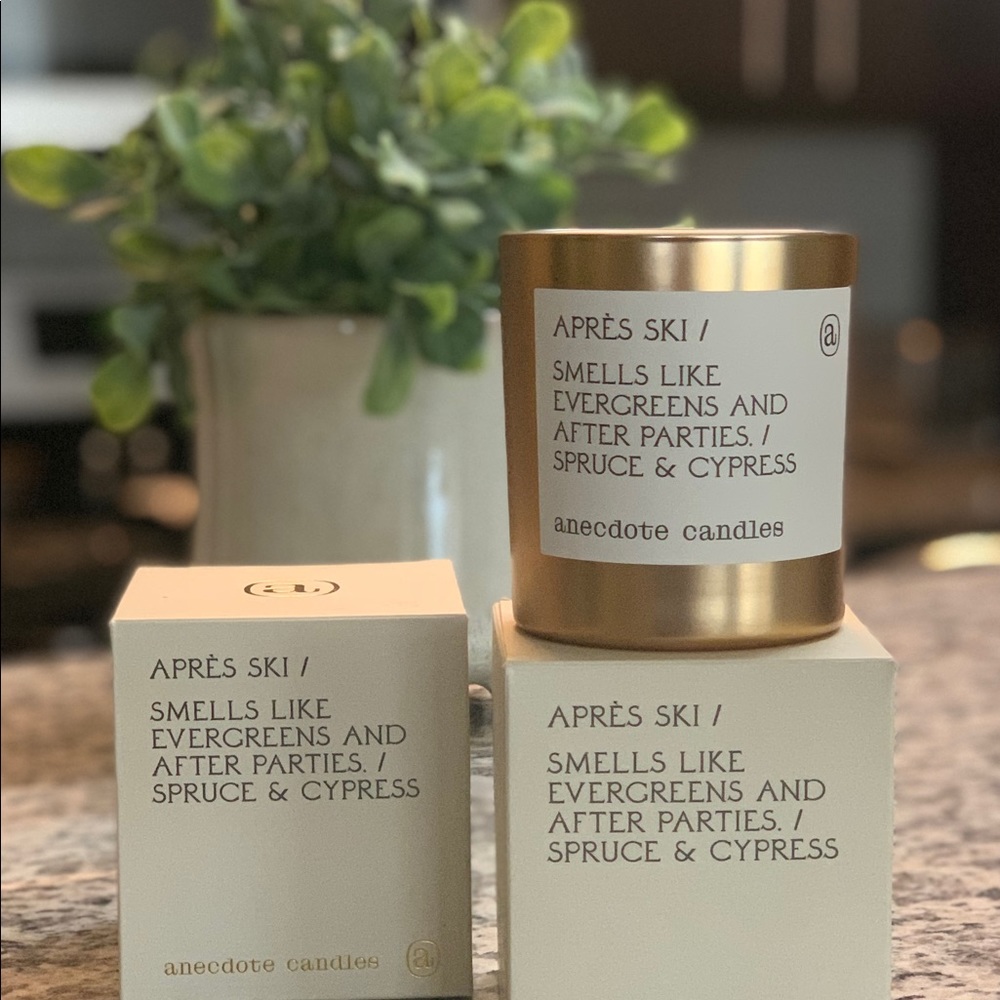 ✨SOLD✨Aprés Ski Candle- Smells Like Evergreens & After Parties, Spruce & Cypress